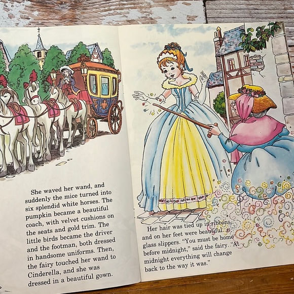 A Full Colour Story Book Bundle - Picture 4 of 14